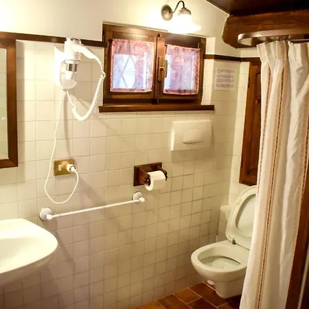 Via Consolazione Apartament